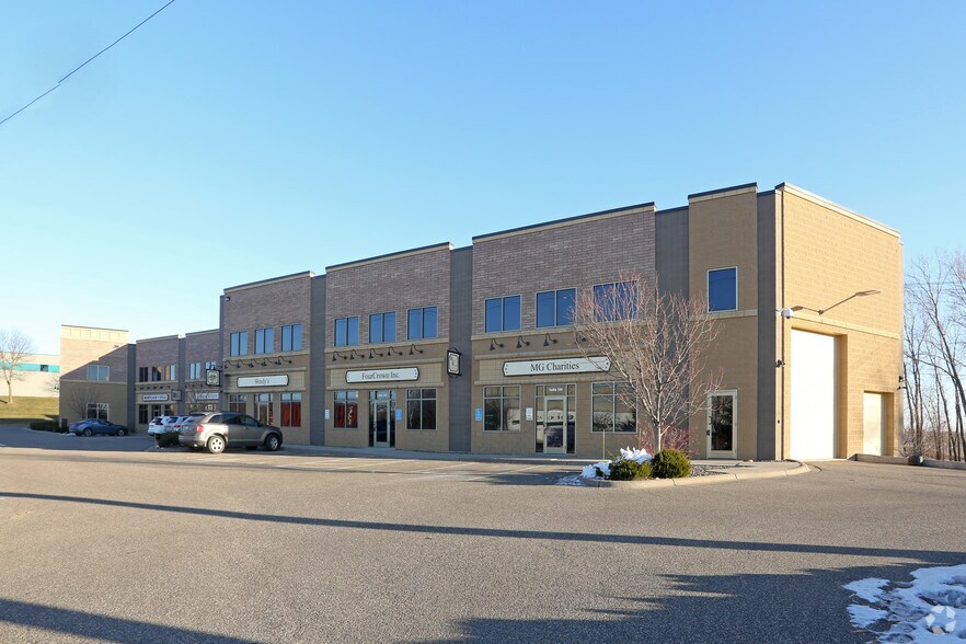 More Photos Of 434 Hale Ave N, Oakdale Office For Sale