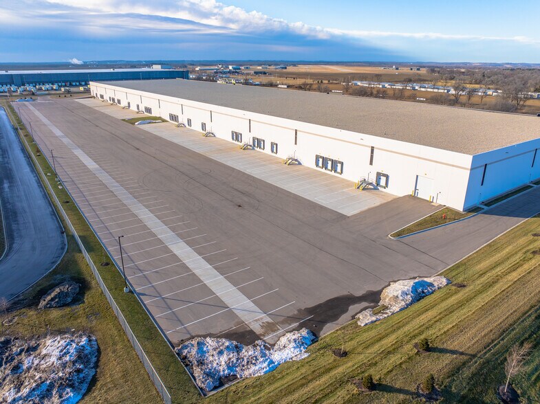 More Photos Of 400 Innovation Dr, Janesville Industrial For Lease