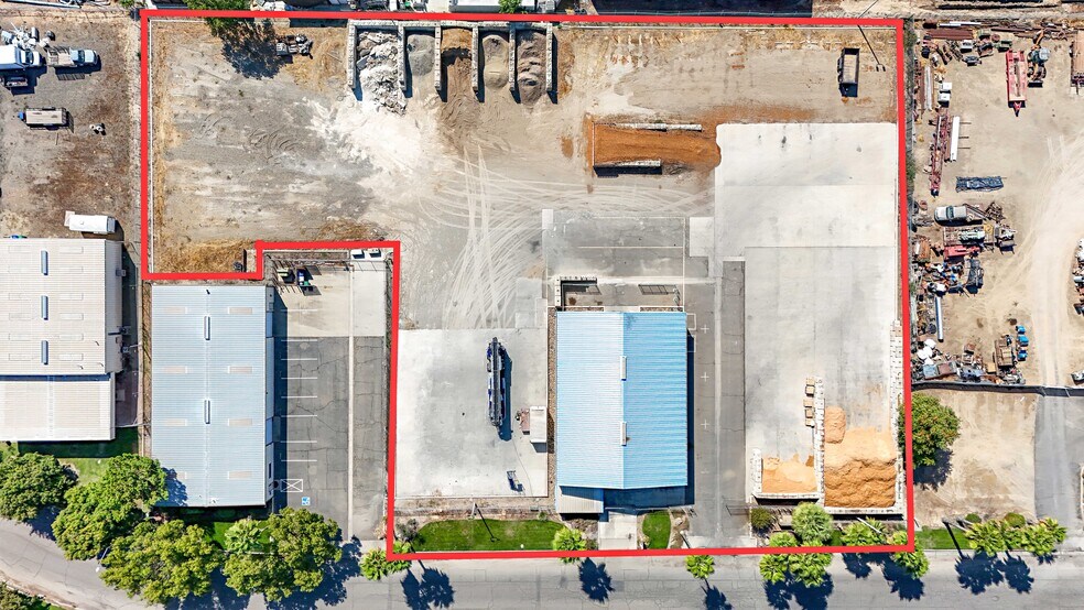 More Photos Of 240 Airpark Rd, Atwater Warehouse For Lease