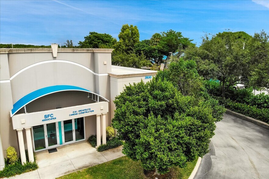More Photos Of 2830 W State Road 84, Fort Lauderdale Flex For Sale