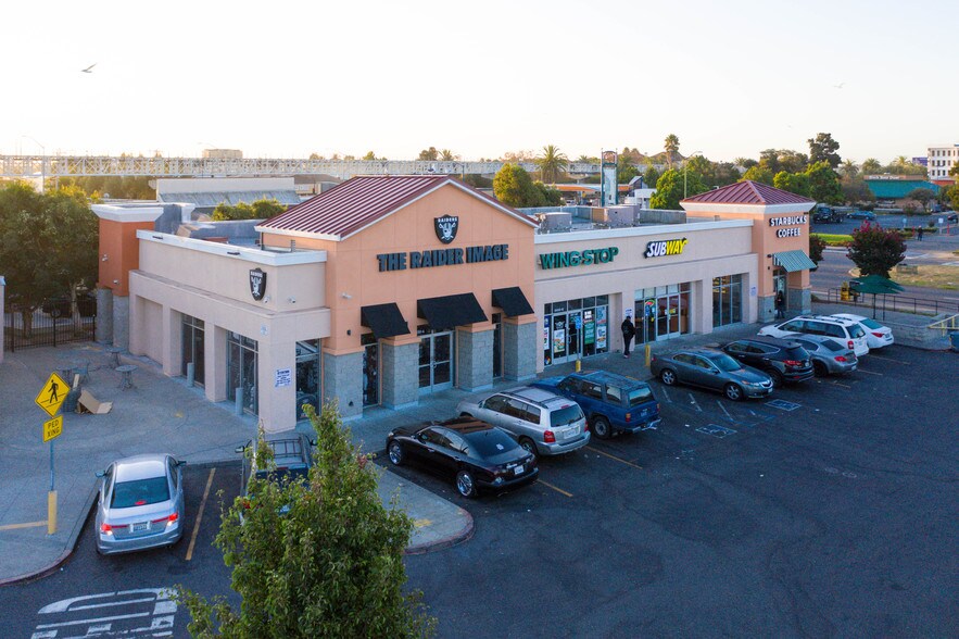 More Photos Of 8400 Edgewater Dr, Oakland Unknown For Lease