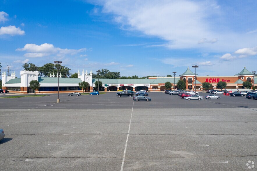 More Photos Of 301 S Main Rd, Vineland Unknown For Lease