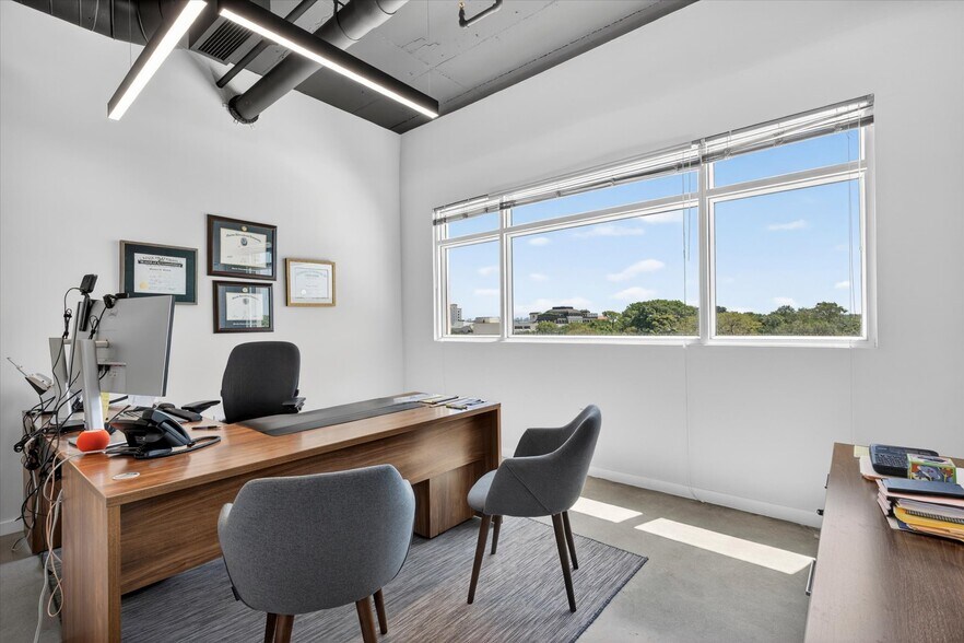 More Photos Of 7301 SW 57th Ct, South Miami Office For Sale