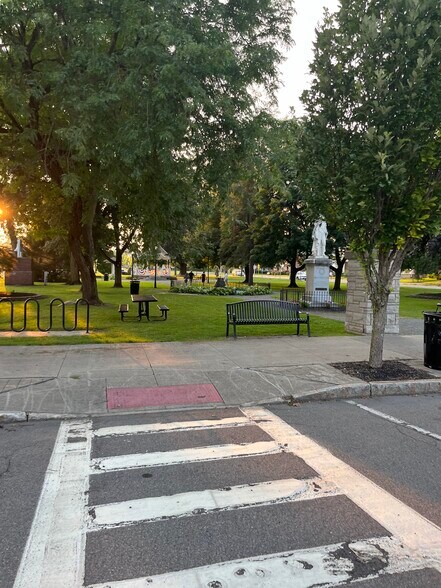 More Photos Of 97 Glasgow St, Clyde Bank For Lease