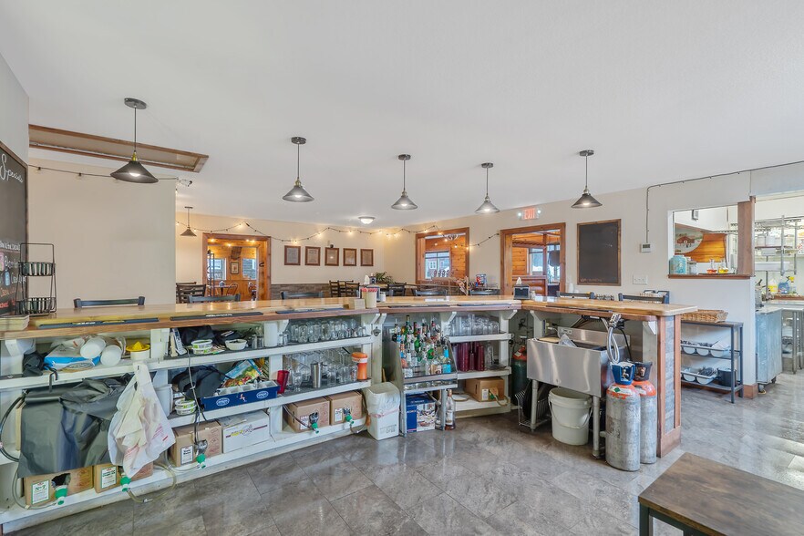 More Photos Of 2107 N Osceola Rd, Camden Service Station For Sale