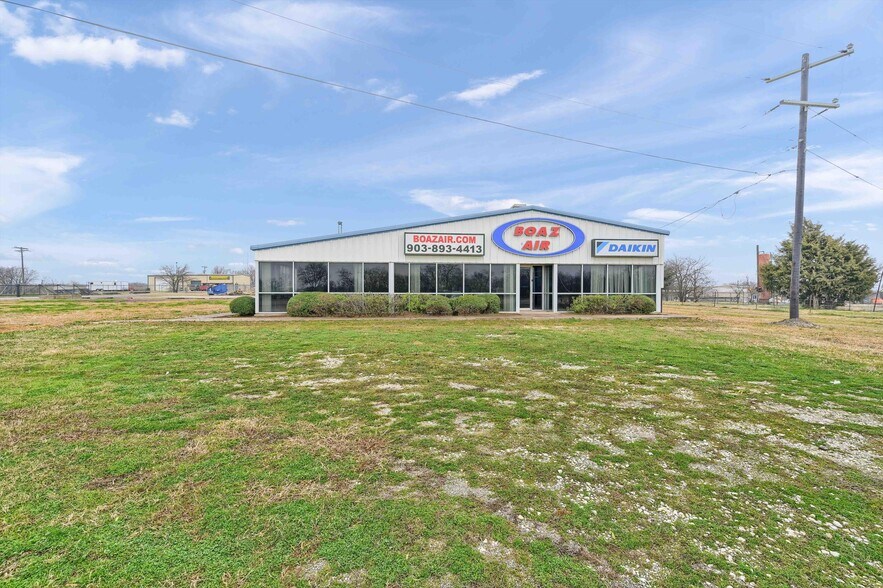 More Photos Of 18987 W US Highway 82, Sherman Industrial For Sale