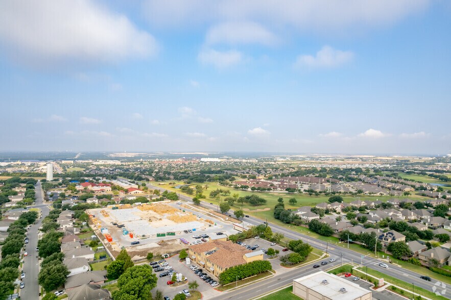 More Photos Of 4010 Sandy Brook Dr, Round Rock Office For Sale