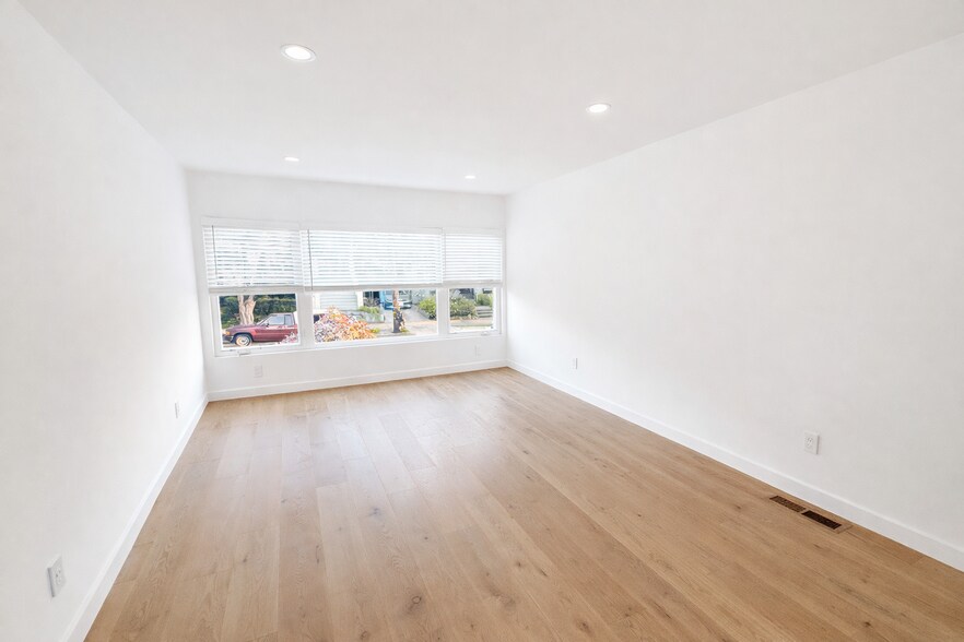 More Photos Of 2045 Emerson St, Berkeley Apartments For Sale