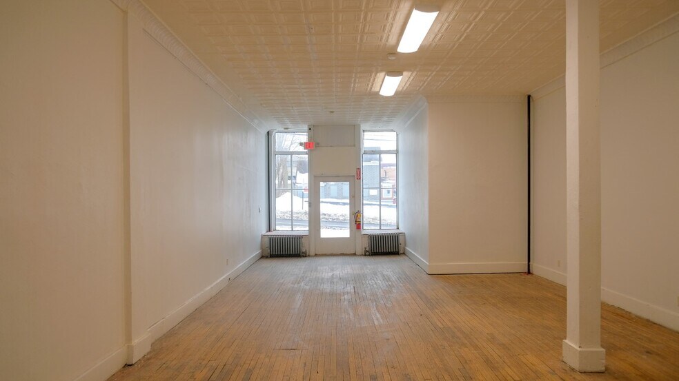 More Photos Of 1005 E Fayette St, Syracuse Apartments For Lease
