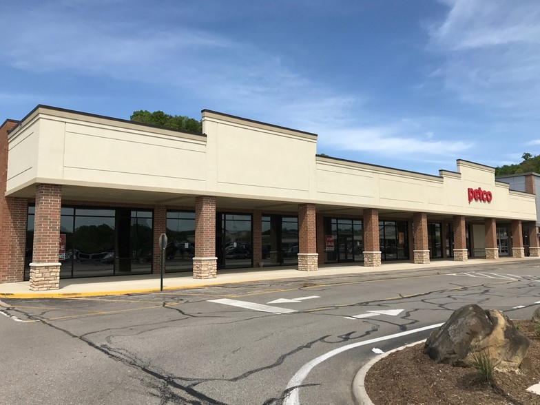 100-300 Liberty Sq, Hurricane, WV 25526 - Retail For Lease Cityfeet.com