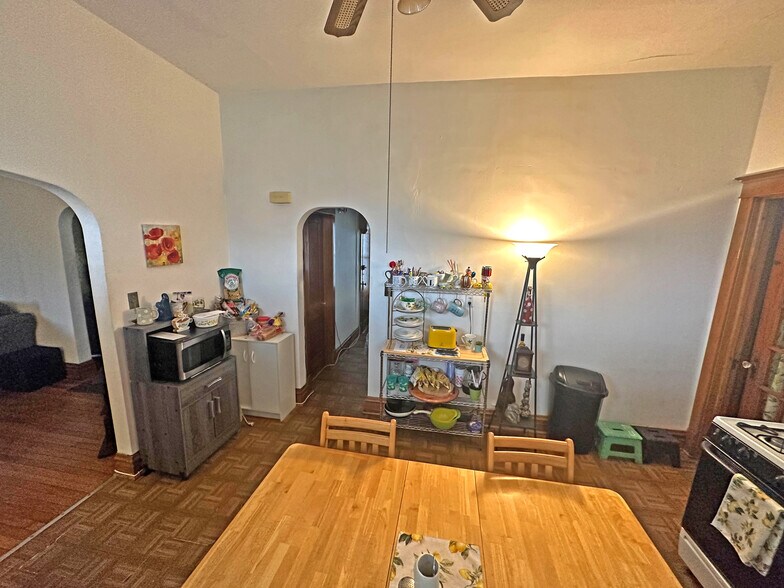 More Photos Of 13402 S Buffalo Ave, Chicago Apartments For Sale