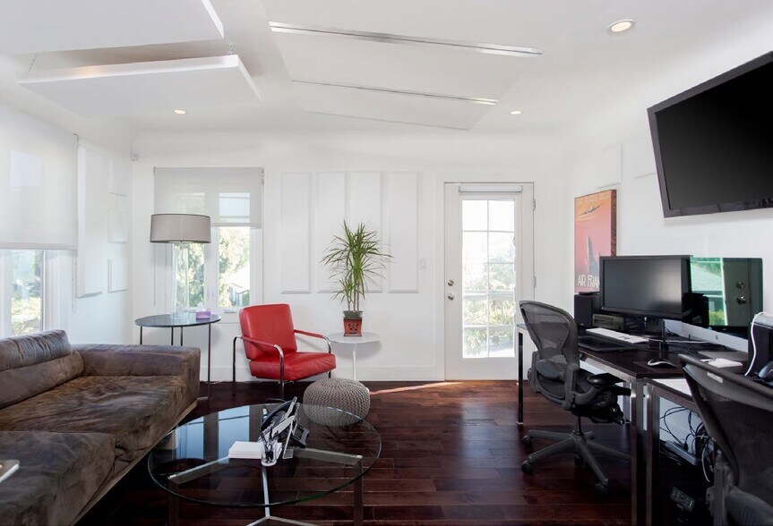 More Photos Of 1746 Abbot Kinney Blvd, Venice Office For Lease