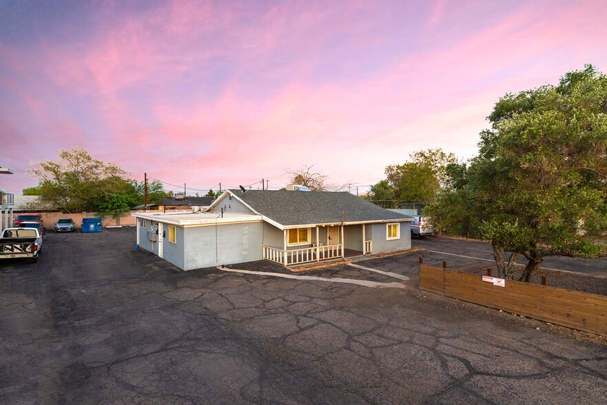 More Photos Of 525 N 32nd St, Phoenix Apartments For Sale