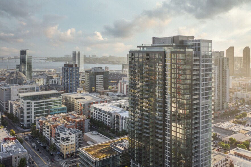 More Photos Of 601 11th Ave, San Diego Apartments For Lease