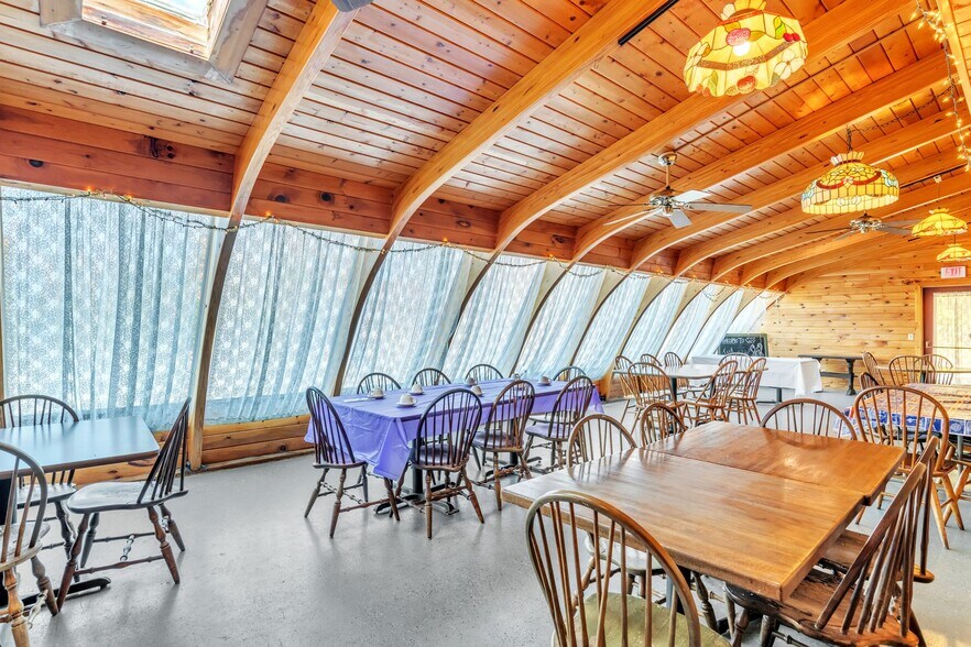 More Photos Of 371 Boston West Rt, Monson Specialty For Sale