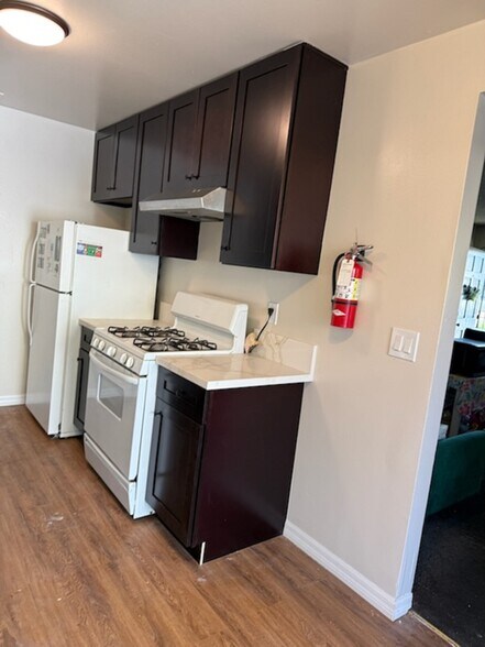 More Photos Of 173 W Cascade Dr, Rialto Manufactured Housing Mobile Home Park For Sale