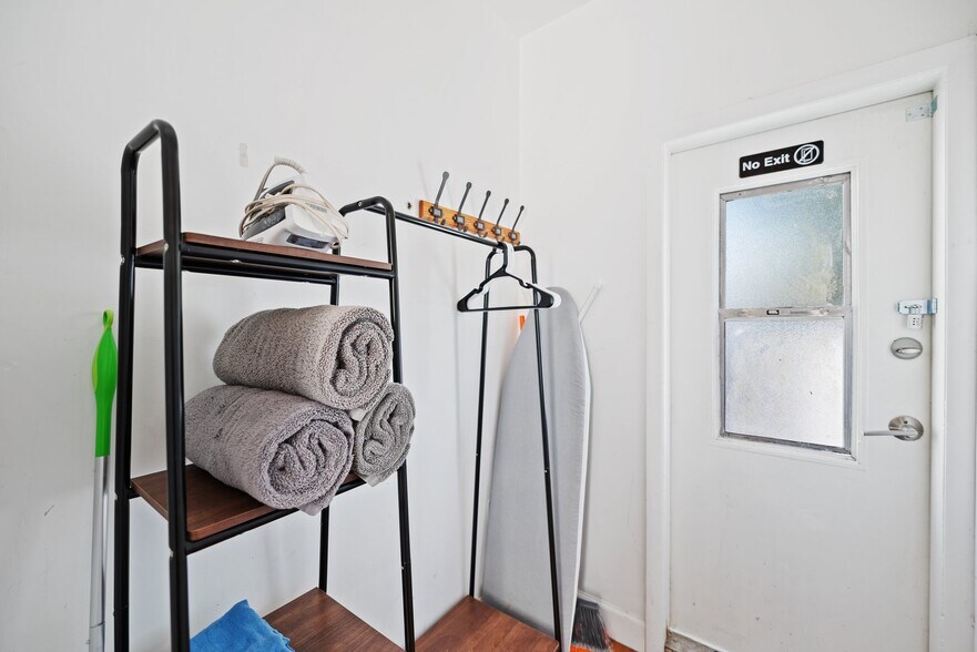 More Photos Of 36 Phoenetia Ave, Coral Gables Apartments For Sale