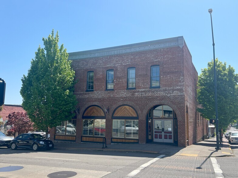 More Photos Of 2000 Pacific Ave, Forest Grove Storefront Retail Office For Lease