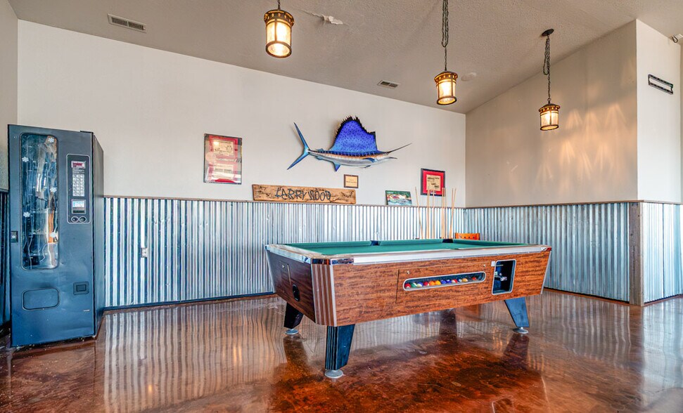 More Photos Of 364 Galley Rd, Camdenton Restaurant For Sale