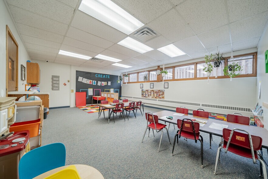 More Photos Of 1331 High Ave, Oshkosh Religious Facility For Sale