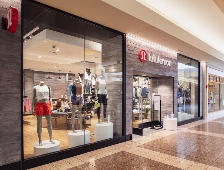 More Photos Of 4301 W Wisconsin Ave, Appleton Unknown For Lease