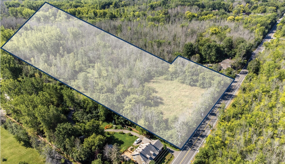 Primary Photo Of Blvd Boulevard Gouin Ouest, Pierrefonds Land For Sale