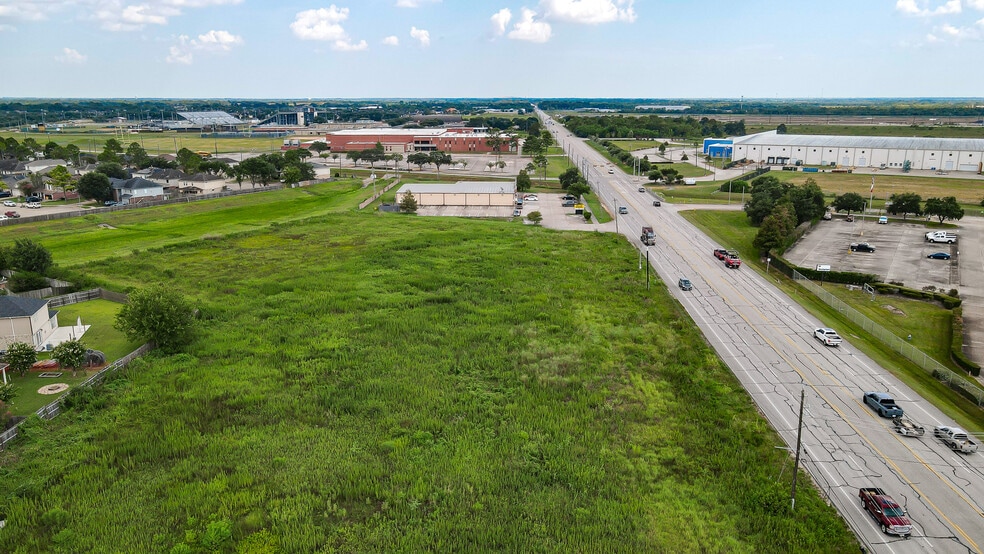 More Photos Of 3543 Main Street, Pearland Land For Sale