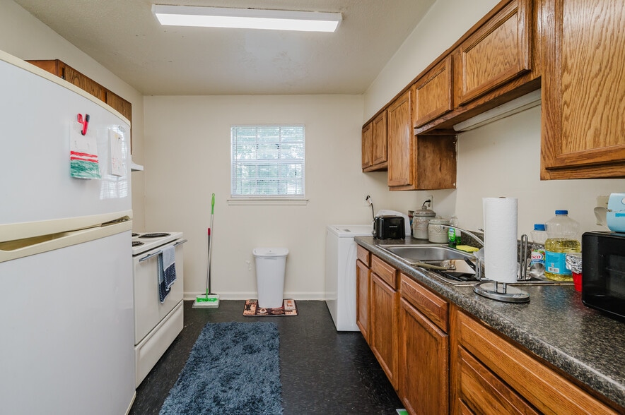 More Photos Of , Birmingham Multifamily For Sale