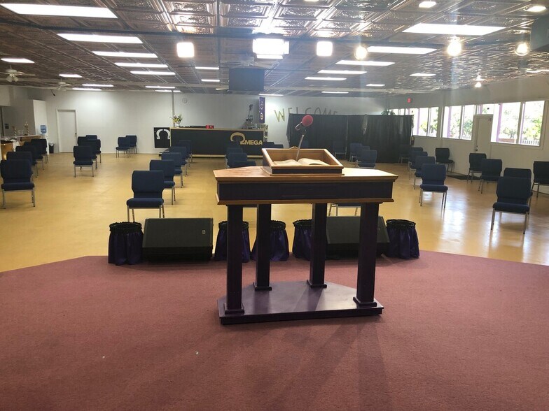 Primary Photo Of 11030 Wiles Rd, Coral Springs Religious Facility For Sale