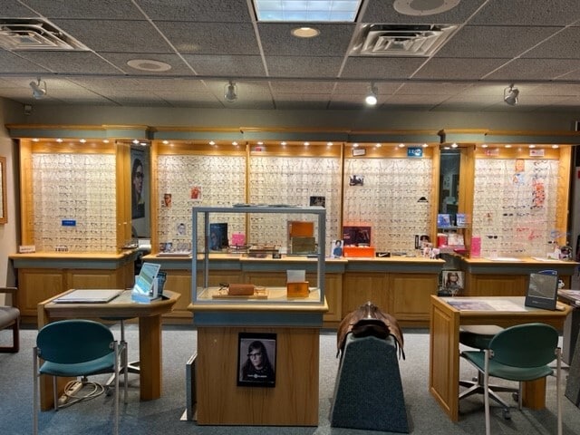 More Photos Of 311 Barnum Ave, Port Jefferson Medical For Sale