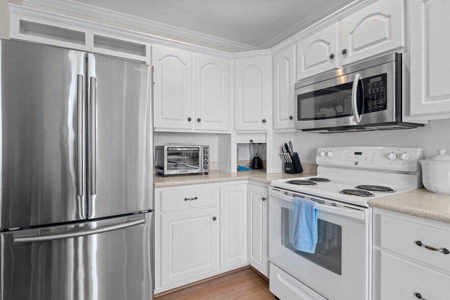 More Photos Of 220 Pungo Shores, Belhaven Lodge Meeting Hall For Sale