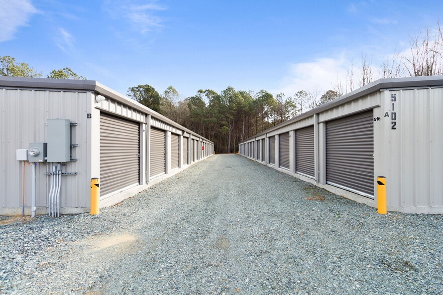 More Photos Of 5102 Barbecue Church Rd, Sanford Self Storage For Sale