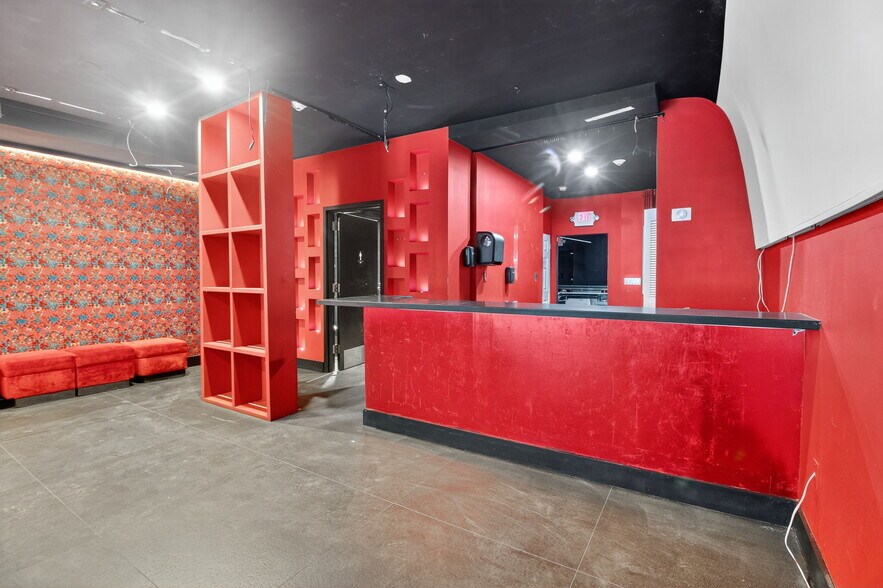 More Photos Of 1220-1220 Washington Ave, Miami Beach Restaurant For Lease