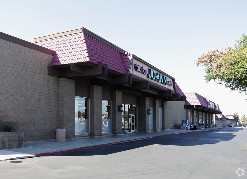 More Photos Of 2249-2255 E Florida Ave, Hemet General Retail For Lease