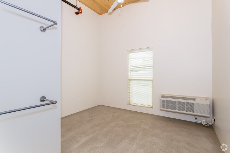 More Photos Of 820 S St, Sacramento Apartments For Sale