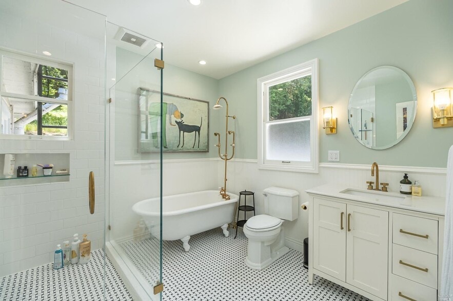 More Photos Of 14 Sentinel Ct, San Rafael Apartments For Sale