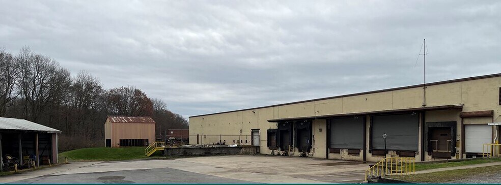 More Photos Of 2 Moore Ave, Buckhannon Manufacturing For Sale