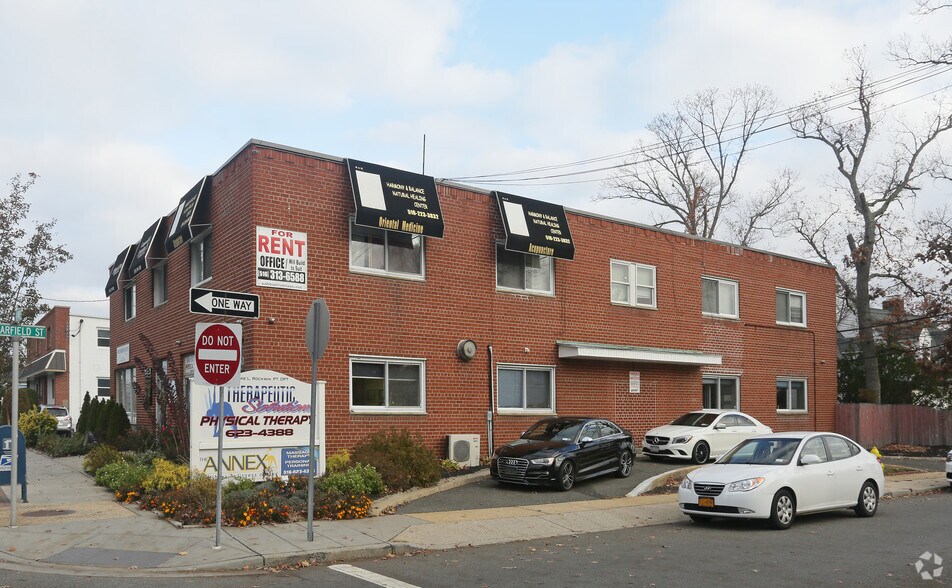 More Photos Of 1757 Merrick Ave, Merrick Office For Lease