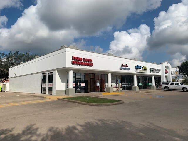 More Photos Of 2838 S Hwy 6, Houston Unknown For Lease