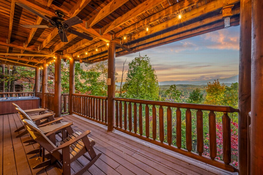 More Photos Of 1960 Blackthorn Trl, Sevierville Specialty For Sale
