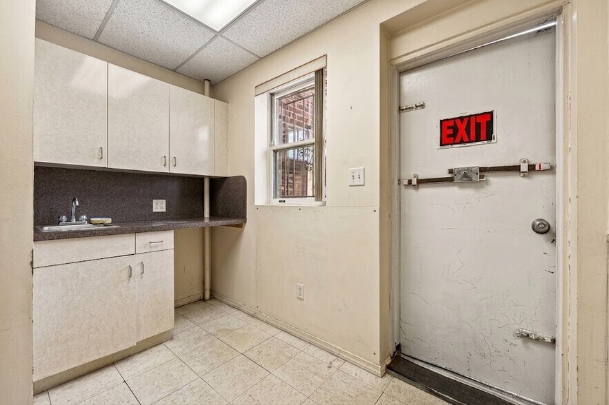 More Photos Of 2345 65th St, Brooklyn Storefront Retail Office For Sale