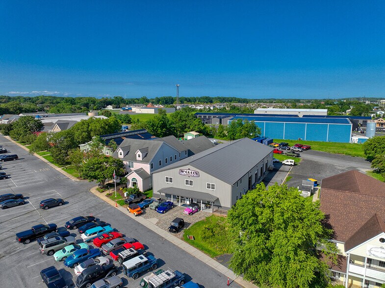 More Photos Of 17593 Nassau Commons Blvd, Lewes Flex For Sale