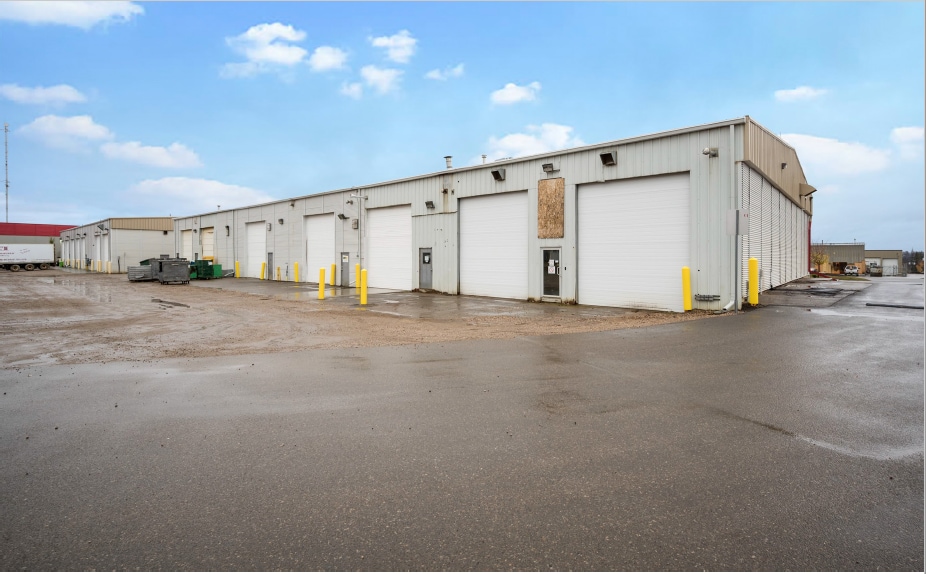 More Photos Of 240 MacKay Cres, Fort McMurray Warehouse For Lease
