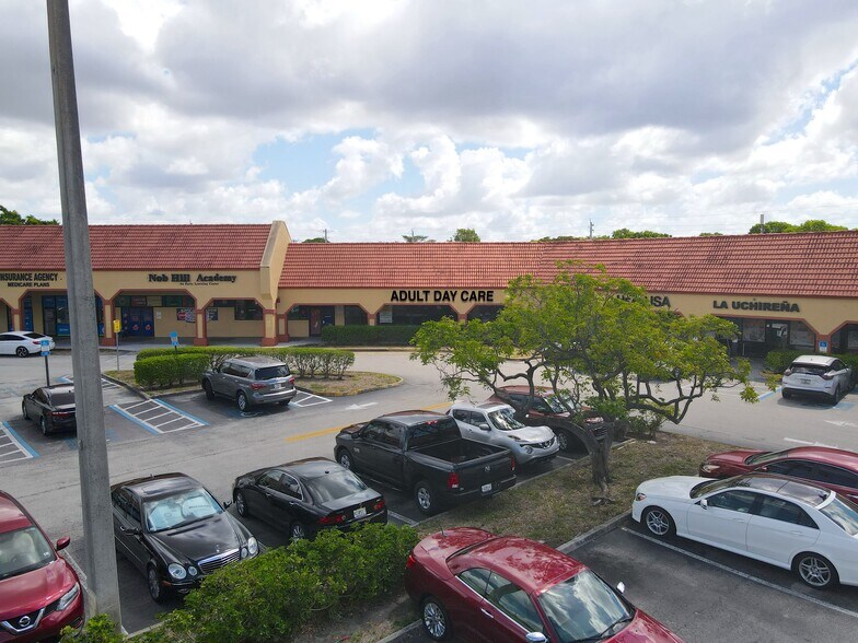 More Photos Of 12315-12389 Pembroke Rd, Pembroke Pines Unknown For Lease