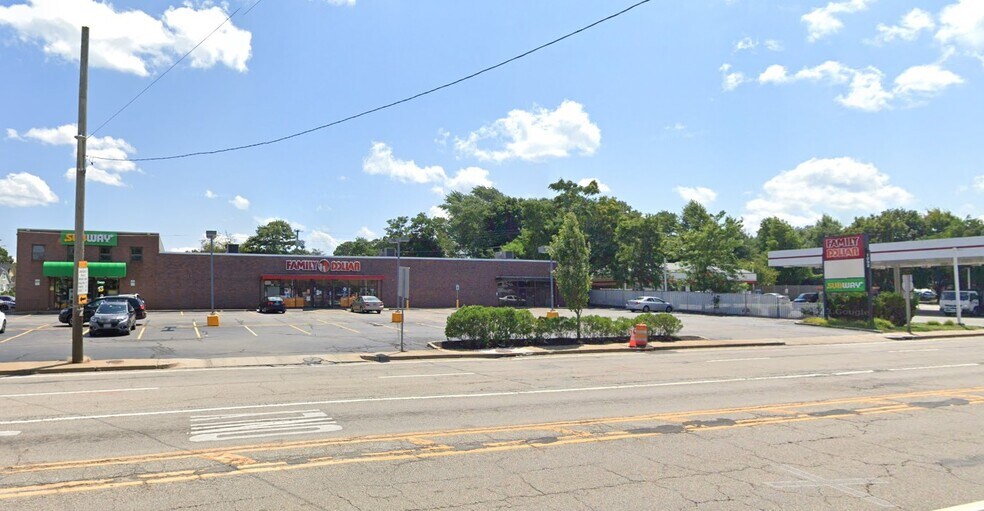 More Photos Of 1088-1094 Post Rd, Warwick Freestanding For Lease