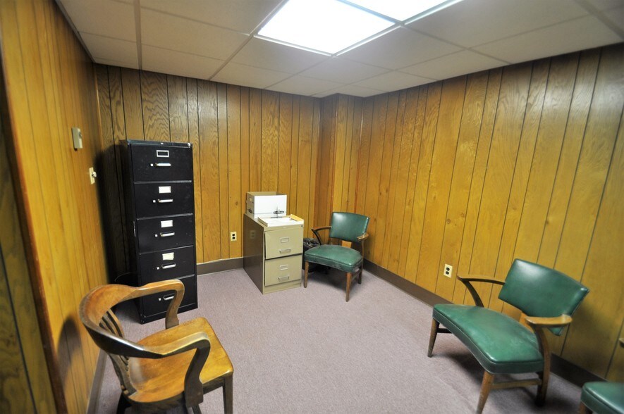 More Photos Of 14507 Main St, Upper Marlboro Office For Sale