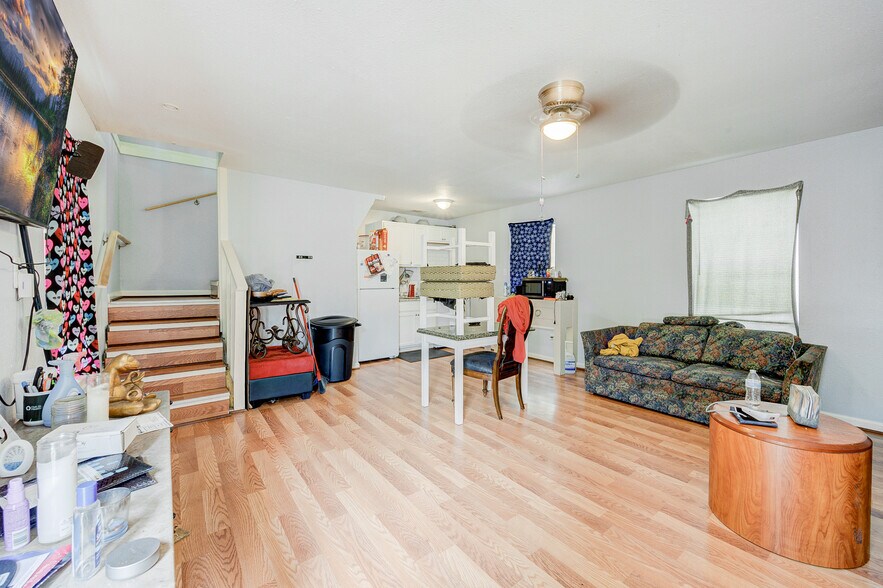 More Photos Of 412 S 8th St, South Houston Flex For Sale