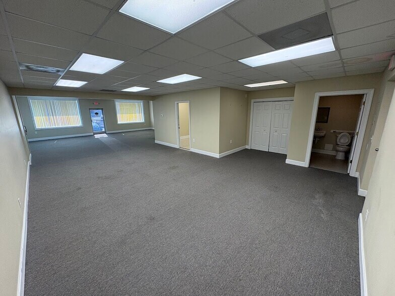 More Photos Of 308-312 S Bickett Blvd, Louisburg Storefront Retail Office For Lease