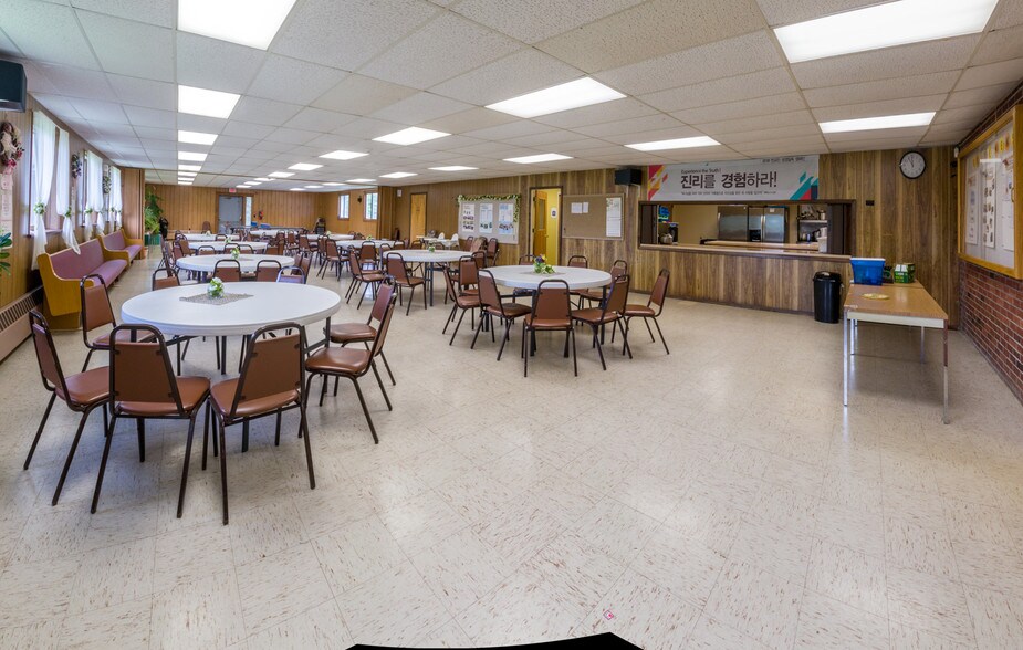 More Photos Of 1274 Penfield Center Rd, Penfield Religious Facility For Sale