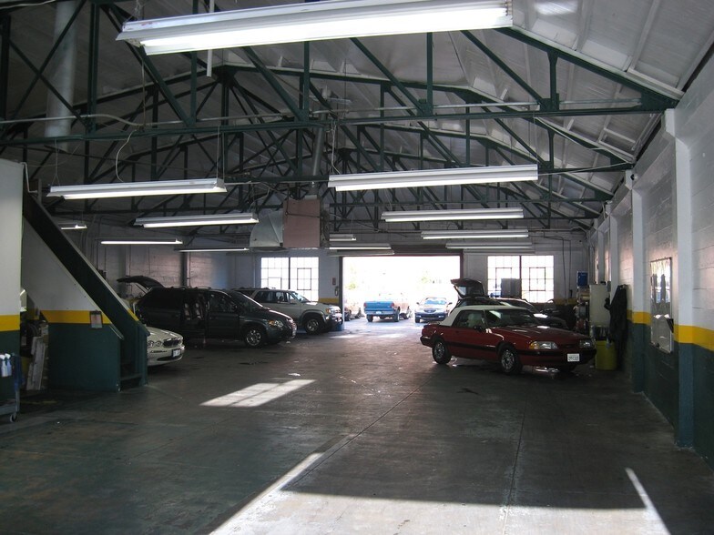 More Photos Of 710 N San Mateo Dr, San Mateo Service For Lease